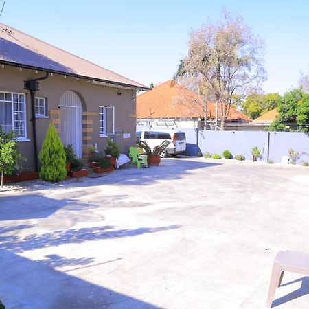 Union Guesthouse Pretoria-Noord 外观 照片
