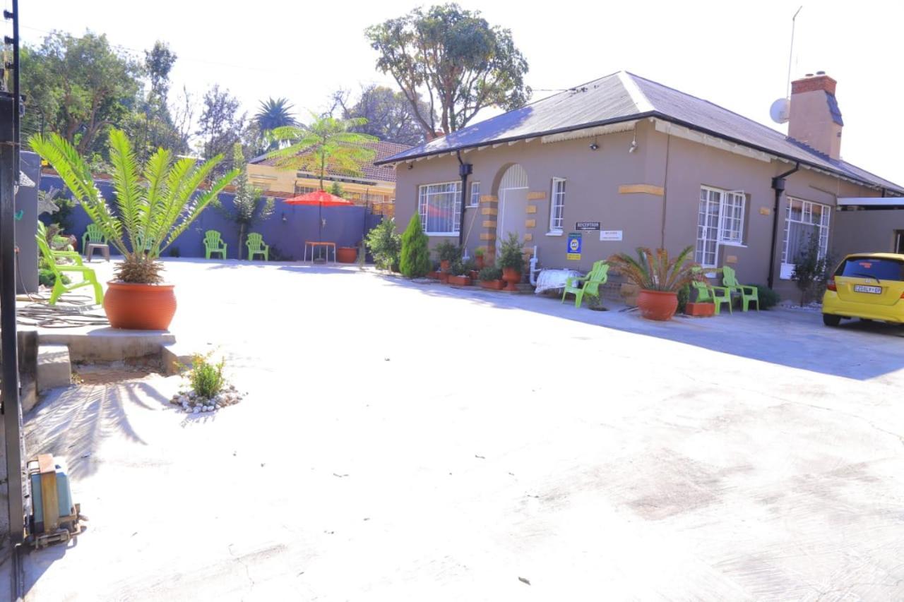 Union Guesthouse Pretoria-Noord 外观 照片