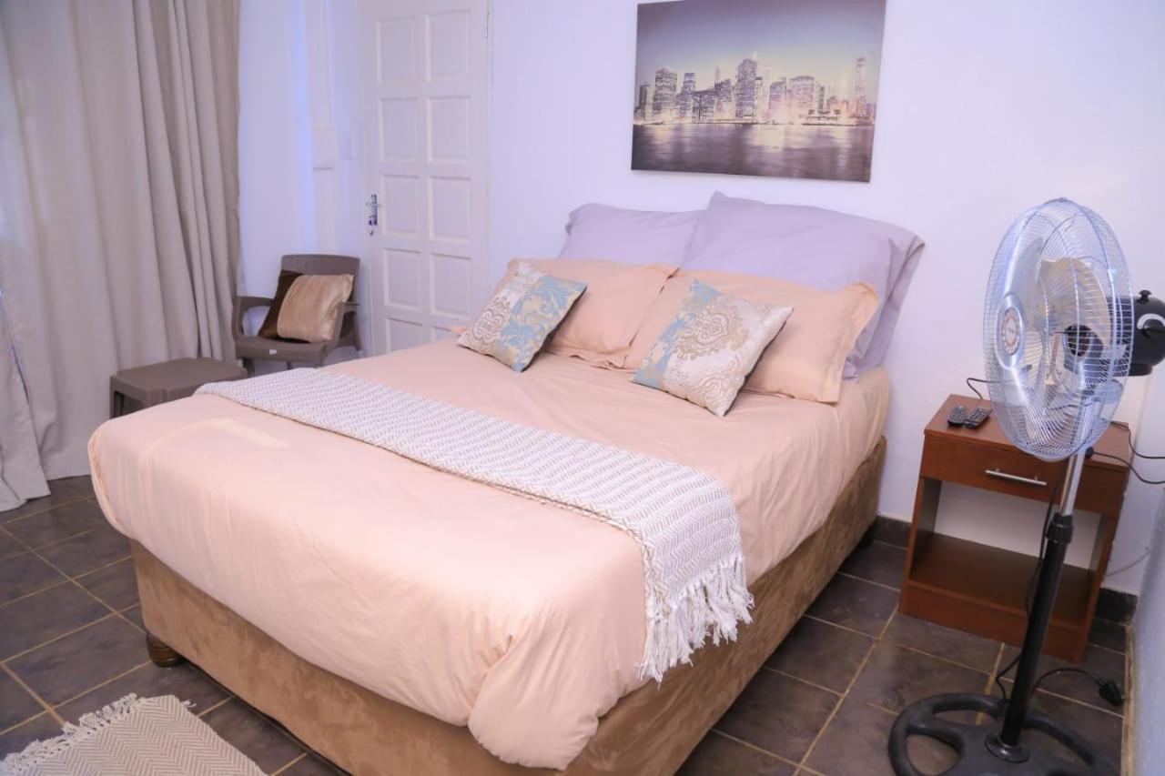 Union Guesthouse Pretoria-Noord 外观 照片